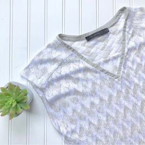 •The Limited• eyelet lace top {D16}
